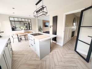 Photo 8- click for photo gallery